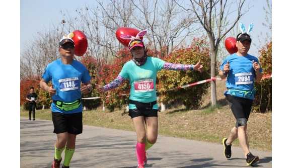 2019泗洪生态湿地国际半程马拉松比赛
